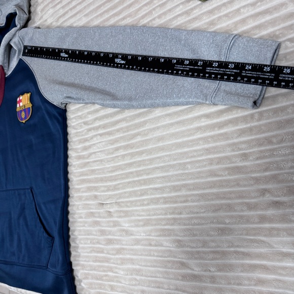Official Merch FCB FC Barcelona Men’s Grey/Blue Hoodie Sweatshirt Size Small - Picture 8 of 12